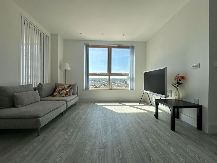 1 Bedroom Flat To Rent In Tavy Bridge, London, SE2