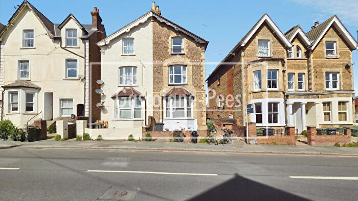 1 Bedroom Apartment To Rent In Farnham Road, Guildford, GU2