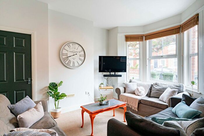 7 Bedroom Terraced House To Rent In Park Road, Exeter, EX1