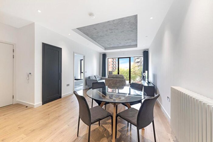 1 Bedroom Apartment To Rent In Grantham House, London City Island, London, E14