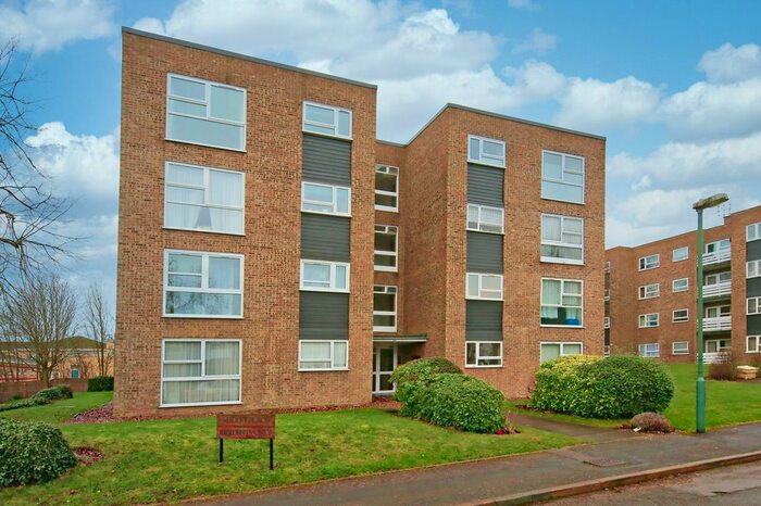 1 Bedroom Flat To Rent In Audley Place, Sutton, SM2