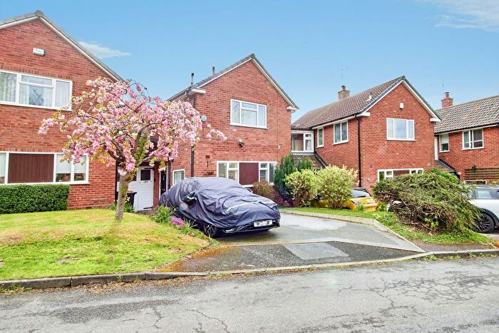 3 Bedroom Terraced House For Sale In Black Haynes Road, Birmingham, B29