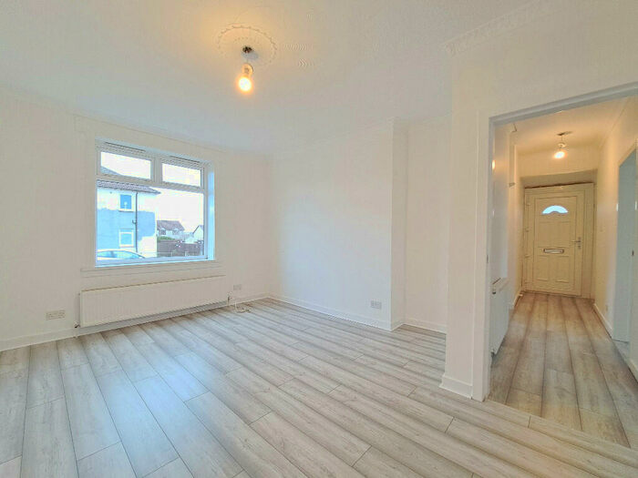 2 Bedroom Flat To Rent In Lane Crescent, Drongan, KA6