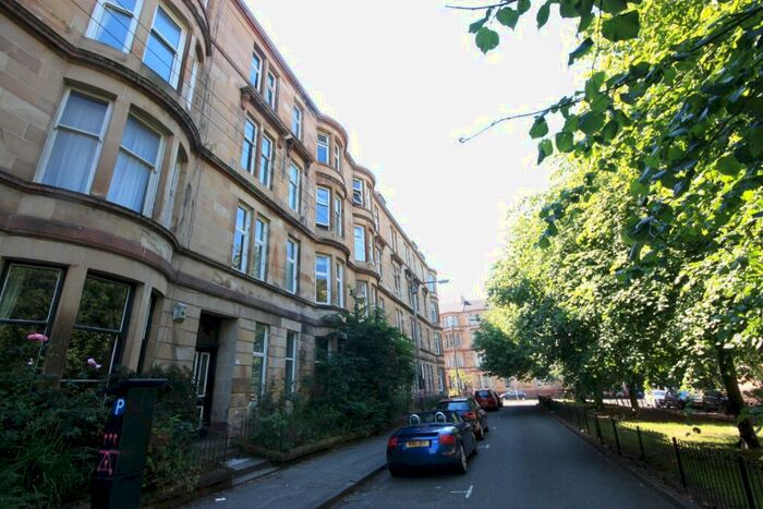 2 Bedroom Flat To Rent In Flat / Barrington Drive, Glasgow, G4