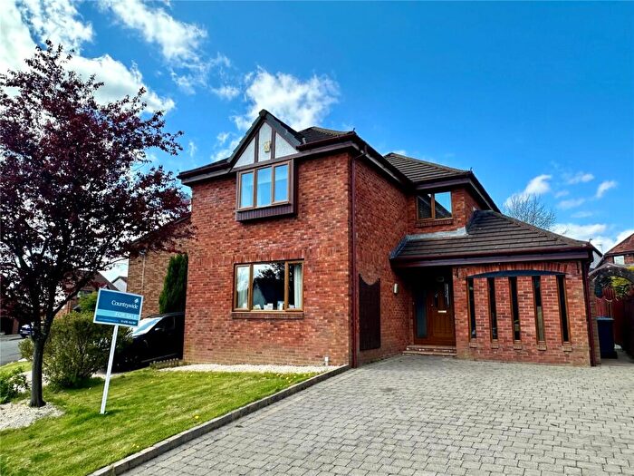5 Bedroom Detached House For Sale In MacDonald Avenue, Stewartfield, East Kilbride, South Lanarkshire, G74