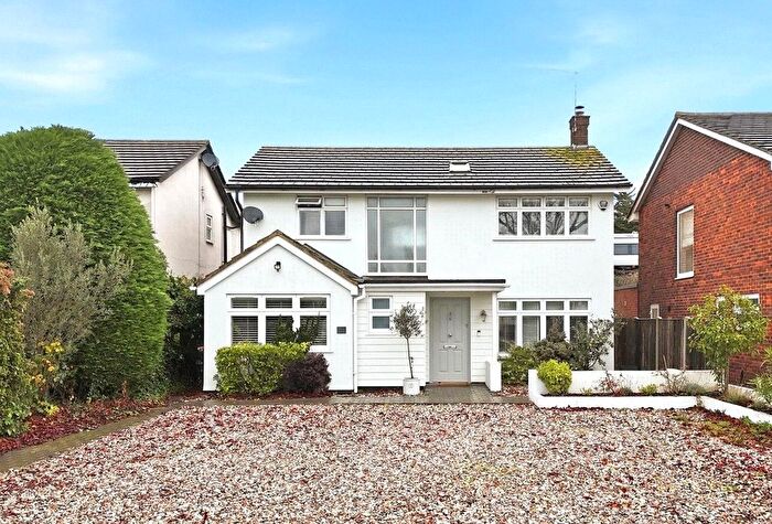 4 Bedroom Detached House For Sale In Woodgrange Drive, Thorpe Bay, Essex, SS1