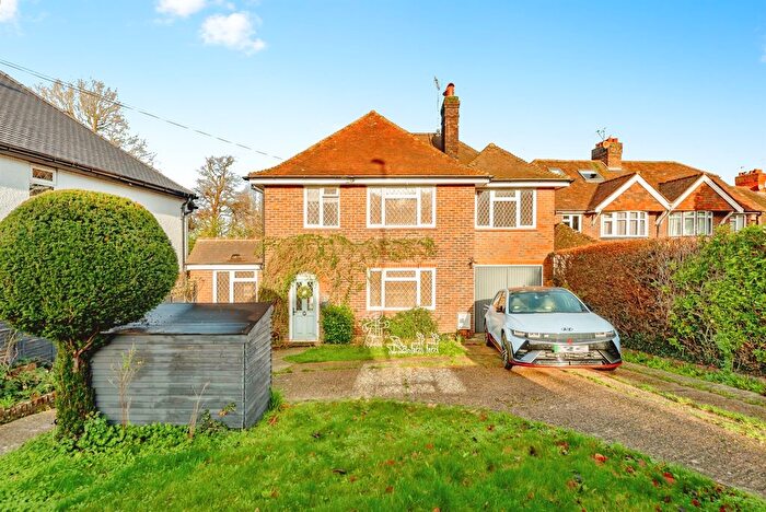 4 Bedroom Detached House For Sale In Blackwell Road, East Grinstead, RH19