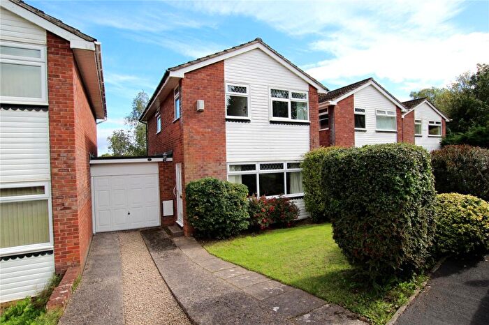 3 Bedroom Link Detached House For Sale In Azalea Close, Cardiff, CF23