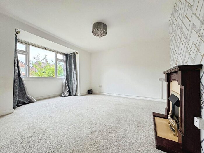 2 Bedroom Apartment To Rent In Rotherwood Avenue, Sheffield, South Yorkshire, S13