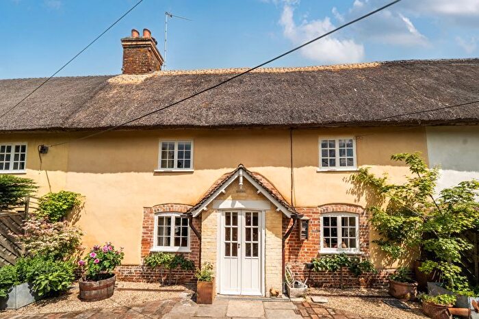 2 Bedroom Cottage For Sale In Manswood, Wimborne, BH21