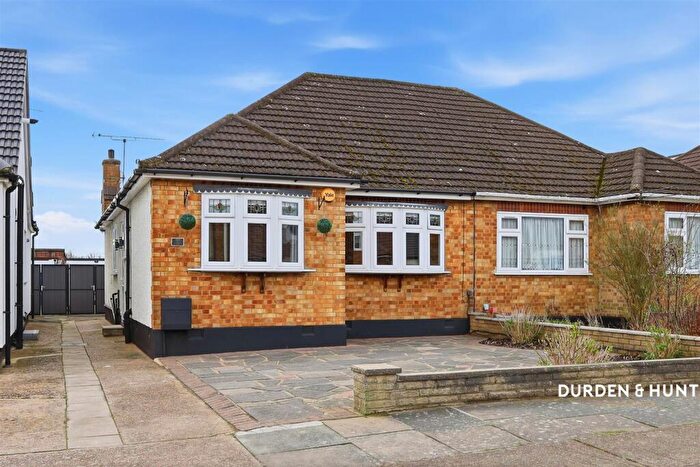 2 Bedroom Semi-Detached Bungalow For Sale In Prospect Road, Harold Wood, RM11