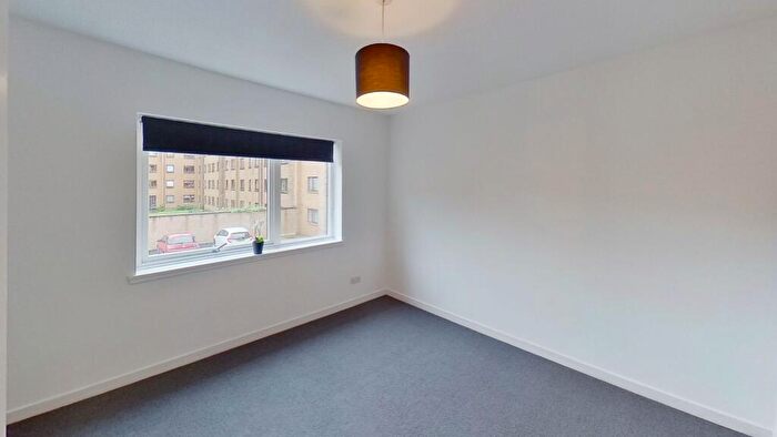 2 Bedroom Flat To Rent In Craighouse Gardens, Edinburgh, EH10