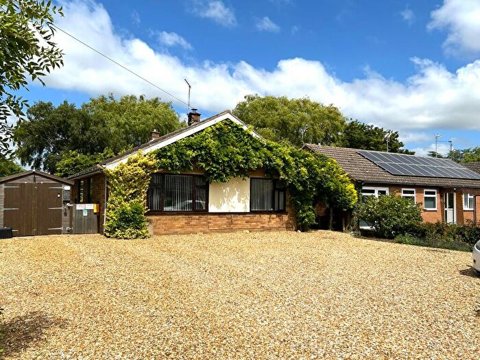 4 Bedroom Detached Bungalow For Sale In Knights End Road, March, Cambs, PE15