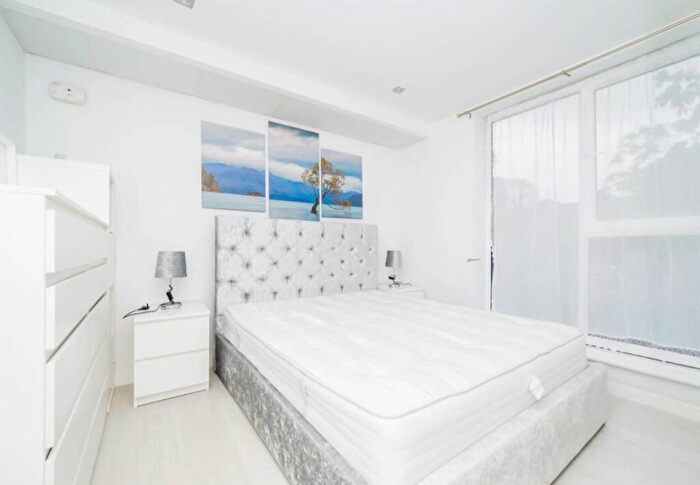 1 Bedroom Flat For Sale In Midland Road, Hemel Hempstead, HP2