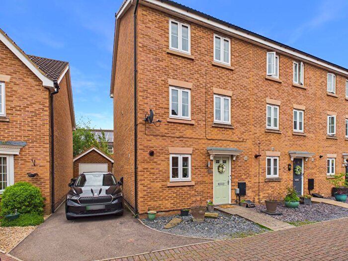 4 Bedroom End Of Terrace House For Sale In May Hill View, Newent, GL18