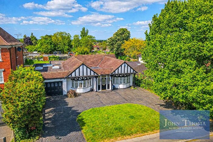 5 Bedroom Detached House For Sale In Manor Road, Chigwell, Essex, IG7