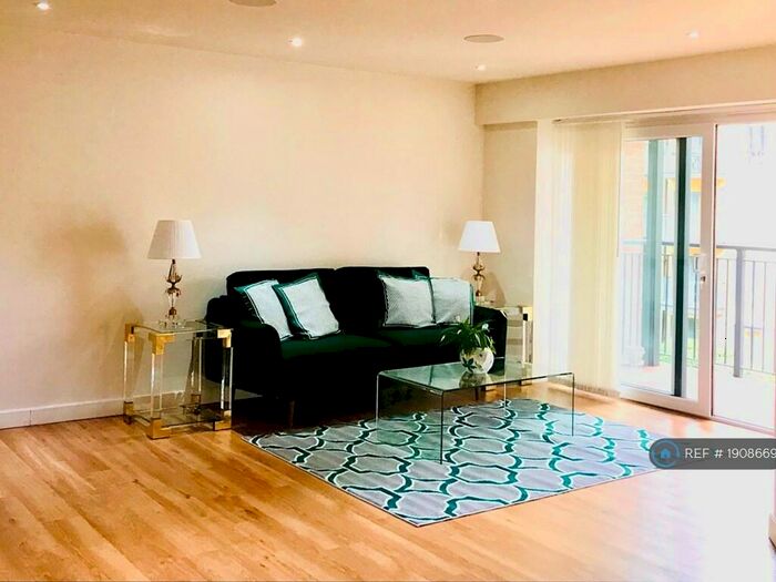 2 Bedroom Flat To Rent In Constantine House, London, NW9