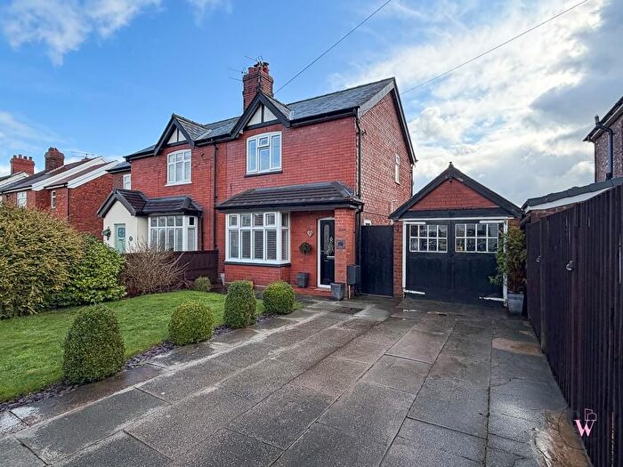 2 Bedroom Semi Detached House For Sale In School Road, Meadowbank, Winsford, CW7