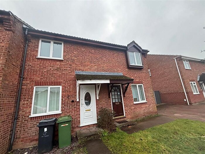 2 Bedroom Property To Rent In Richard Hicks Drive, Scarning, Dereham, NR19