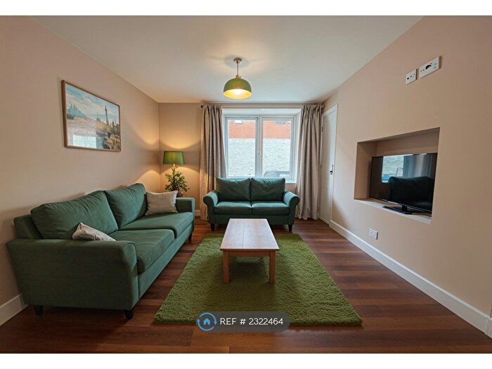 3 Bedroom Semi-Detached House To Rent In Grosvenor Street, Barnstaple, EX32
