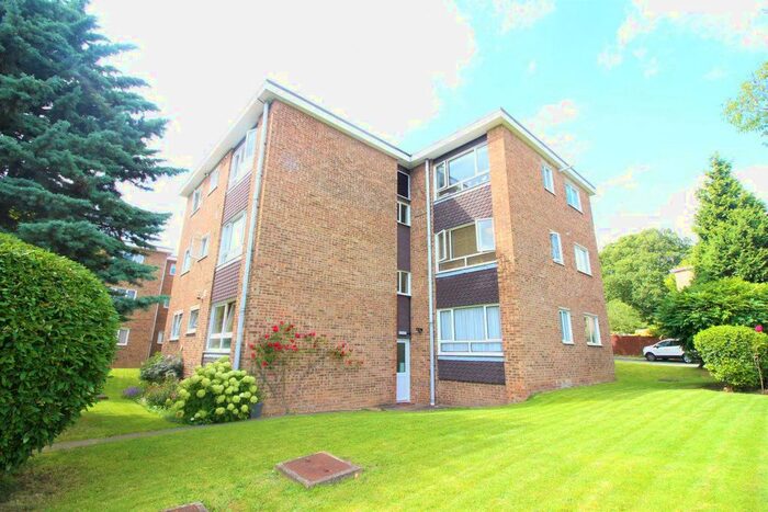 1 Bedroom Flat To Rent In Champneys, Upper Hitch, Carpenders Park, WD19