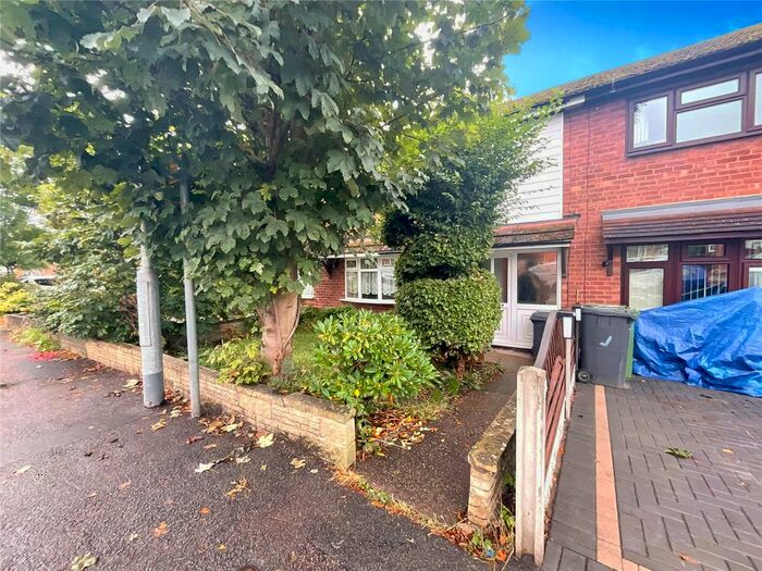 3 Bedroom Terraced House To Rent In Masefield Drive, Tamworth, Staffordshire, B79