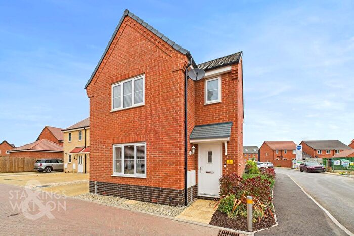 3 Bedroom Detached House For Sale In Badger Crescent, Hethersett, Norwich, NR9