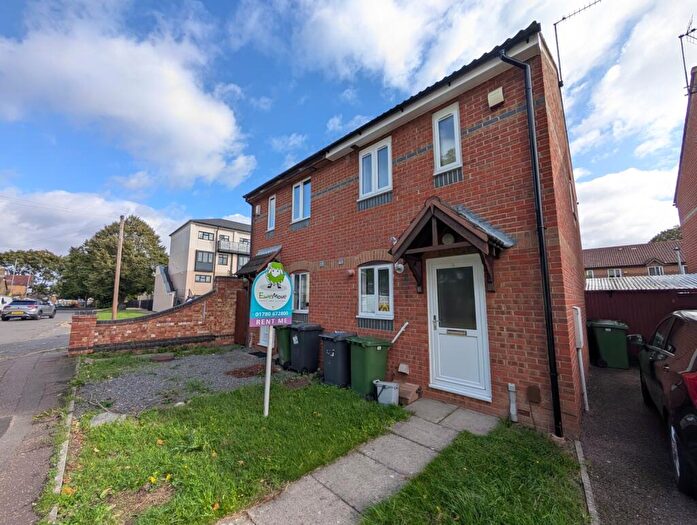 2 Bedroom Semi Detached House To Rent In Grove Street, Peterborough, Cambridgeshire, PE2