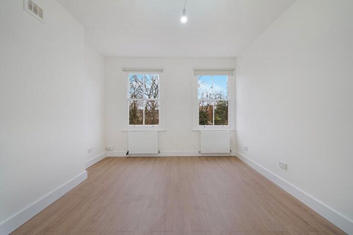 3 Bedroom Flat To Rent In Iverson Road, West Hampstead, NW6
