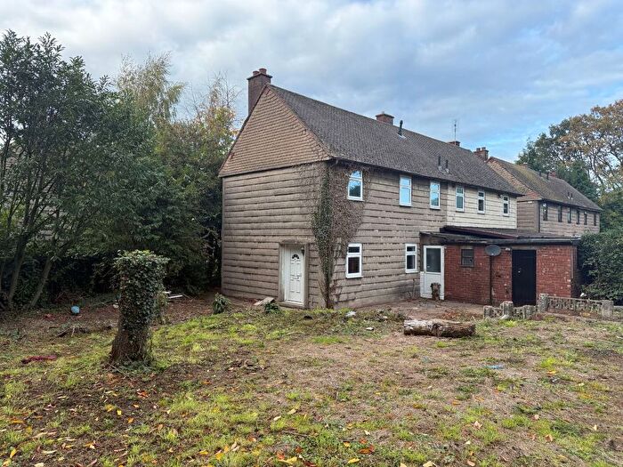 3 Bedroom Semi Detached House For Sale In Beech Gardens, Lichfield, WS14