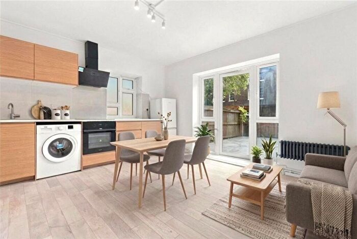 2 Bedroom Apartment To Rent In Cornwall Street, London, E1