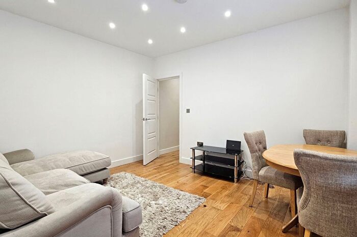 1 Bedroom Flat To Rent In High Street, London, E15