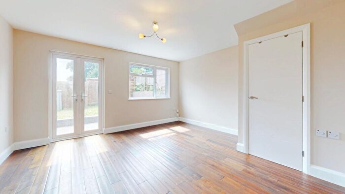 2 Bedroom Detached House To Rent In Ty Wern Road, Rhiwbina, Cardiff, CF14