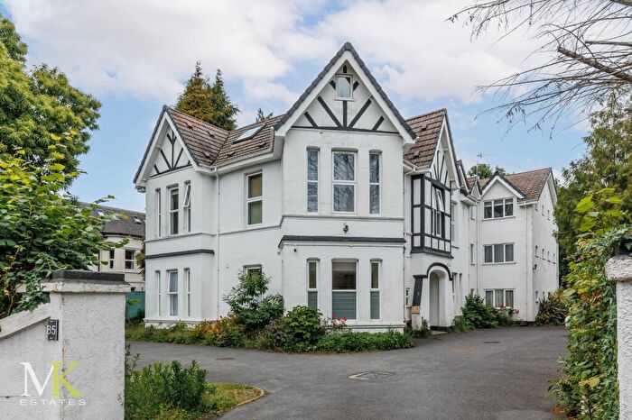 1 Bedroom Flat For Sale In Lansdowne Road, Linden Court, BH1