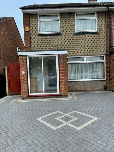 3 Bedroom Terraced House To Rent In Chadwell Heath, RM6