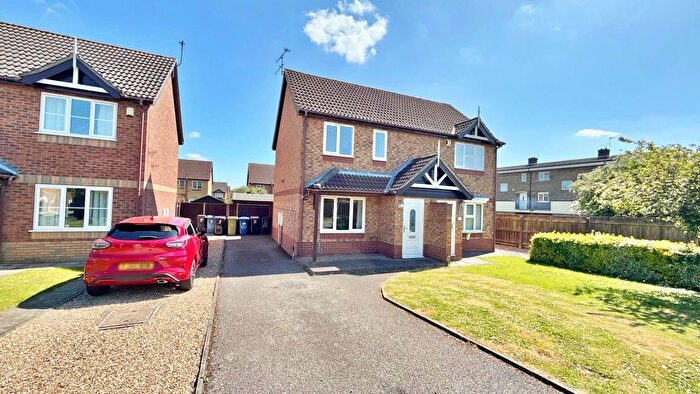 2 Bedroom Semi Detached House For Sale In Oxen Park Close, Lincoln, LN2