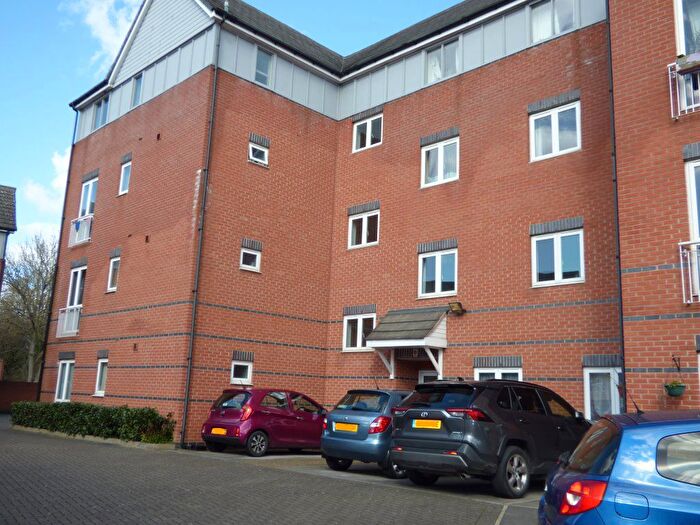 2 Bedroom Flat To Rent In Thornfield Square, Long Eaton, NG10