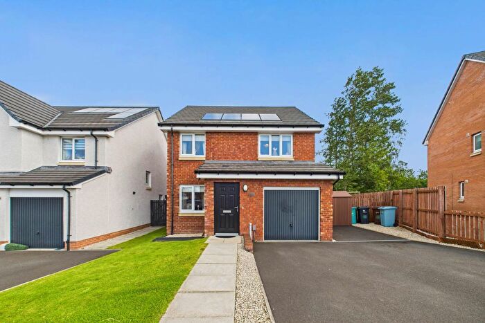 3 Bedroom Detached House For Sale In Roseby Drive, Wishaw, ML2