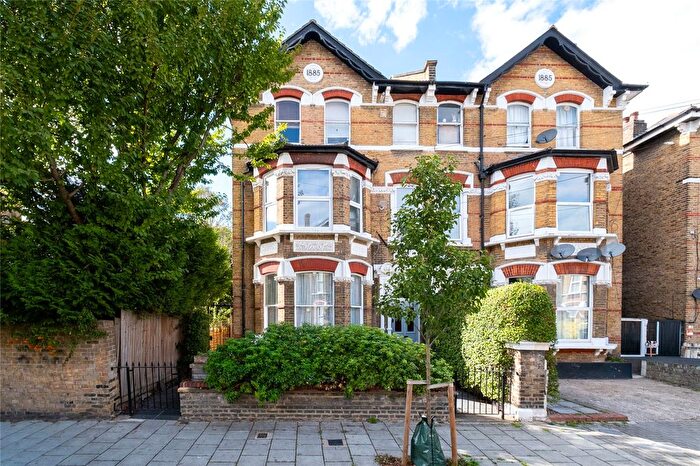 1 Bedroom Flat For Sale In Montrell Road, London, SW2