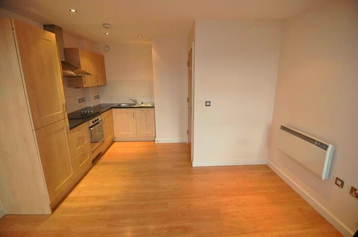 2 Bedroom Flat To Rent In Colonial Buildings, Sunbridge Road, Bradford, BD1