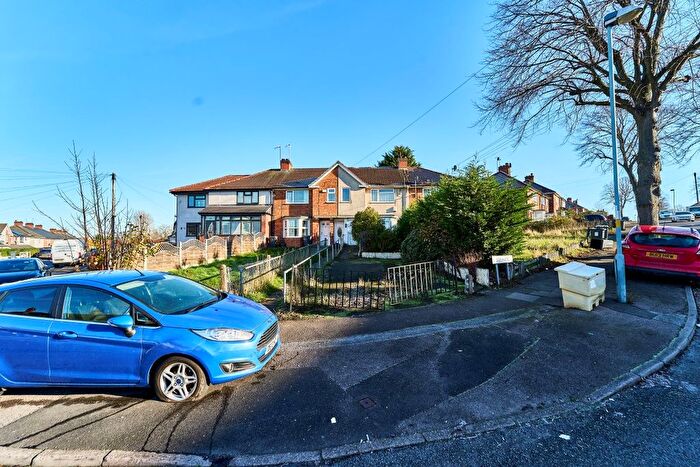 3 Bedroom Terraced House For Sale In Debenham Road, Yardley, Birmingham, B25