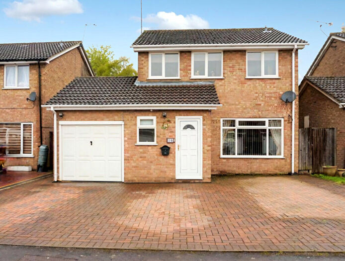 3 Bedroom Detached House For Sale In Roman Way, Brackley, NN13