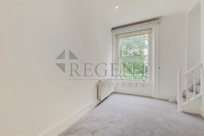 2 Bedroom Apartment To Rent In Regents Park Road, Primrose Hill, NW1
