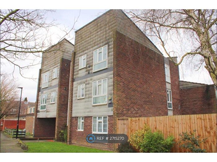 1 Bedroom Flat To Rent In Pentelow Gardens, Feltham, TW14