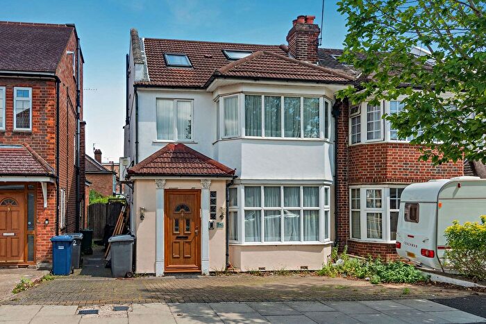 6 Bedroom Semi Detached House For Sale In St Margarets Road, Edgware, HA8