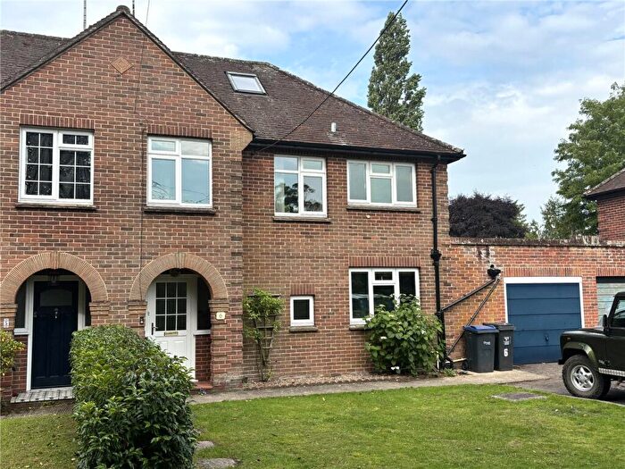 3 Bedroom Semi-Detached House To Rent In Southgate Close, Devizes, SN10