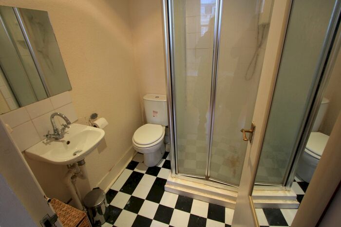 Studio To Rent In Penywern Road, Earls Court, SW5