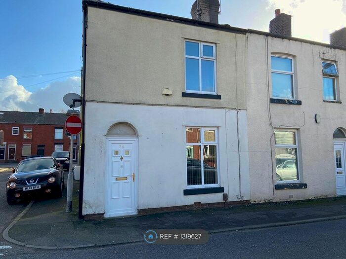 3 Bedroom Terraced House To Rent In Norman Street, Middleton, Manchester M24