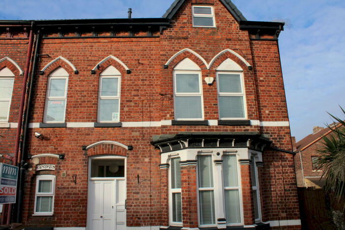 1 Bedroom Flat To Rent In Hereford Road, L21