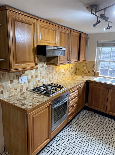 2 Bedroom Flat To Rent In High Street, Coleshill, B46